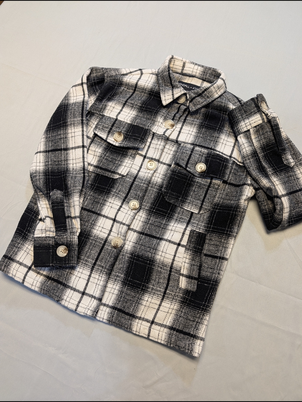 Kendall & Kylie Women's Small Black and White Plaid Long Sleeve Button Shirt